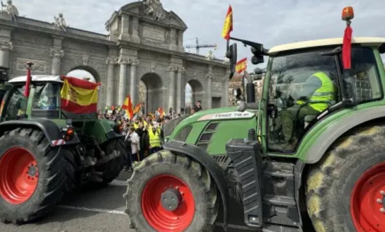 1500 трактористов намерены устроить транспортный коллапс в Мадриде