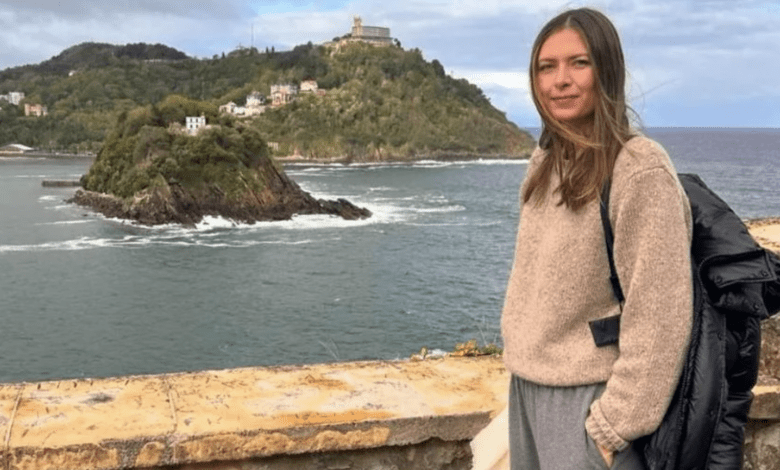 Российская экс-теннисистка проводит отпуск в Испании