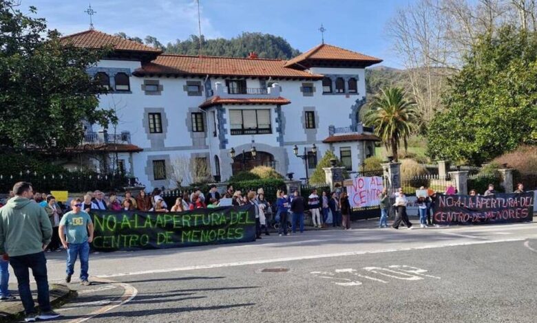 Центр несовершеннолетних мигрантов в Сопуэрте тревожит местных жителей