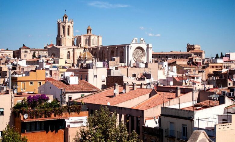 Для любителей достопримечательностей Таррагона — идеал, считает The Times