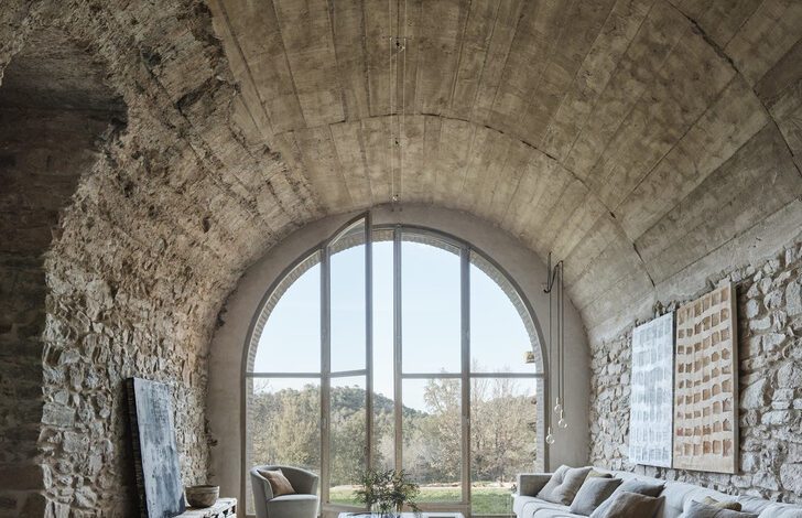 В Жироне старинную ферму превратили в современный дом со всеми удобствами