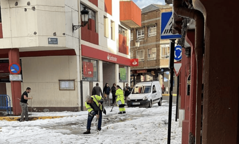 Испанский городок Какабелос завалило снегом