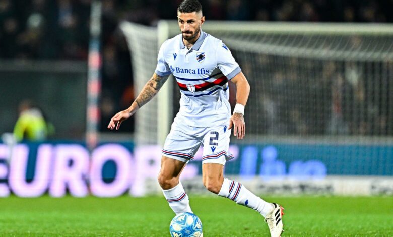 Футболиста ограбили во время отдыха на Ибице