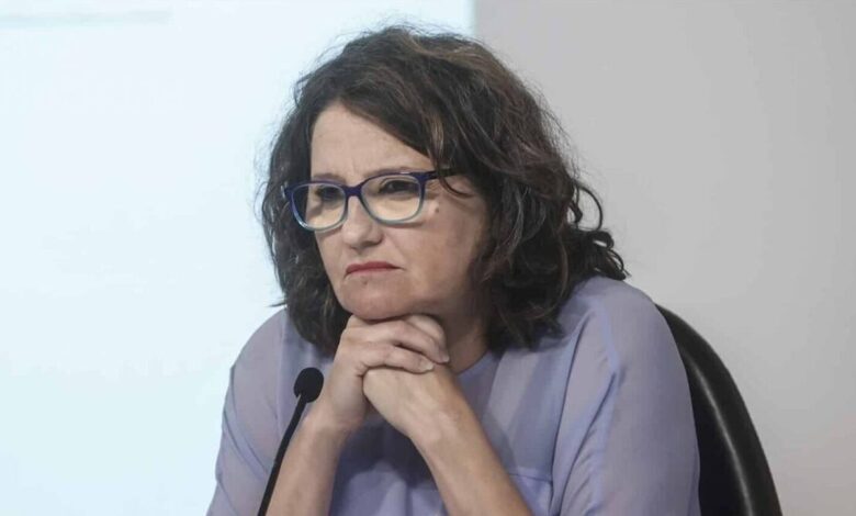 VOX требует три с половиной года тюрьмы для политика Моники Ольтра, «отмазавшей» мужа