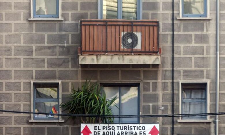 В Севилье начнут отключать воду туристам