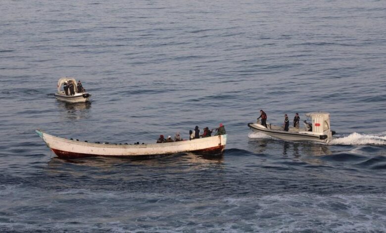 В Марокко остановили судно с нелегалами