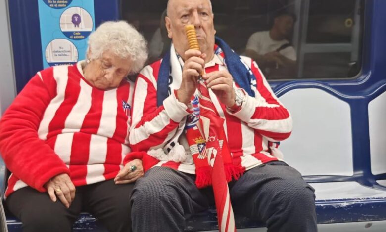 Футбольный клуб из Мадрида просит найти болельщиков-пенсионеров