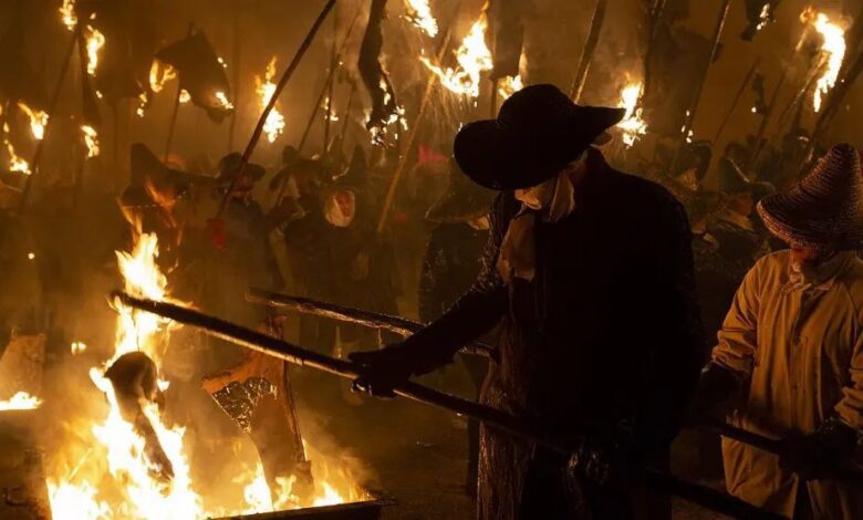 Поселок в Вальядолиде превращается в фестиваль факелов