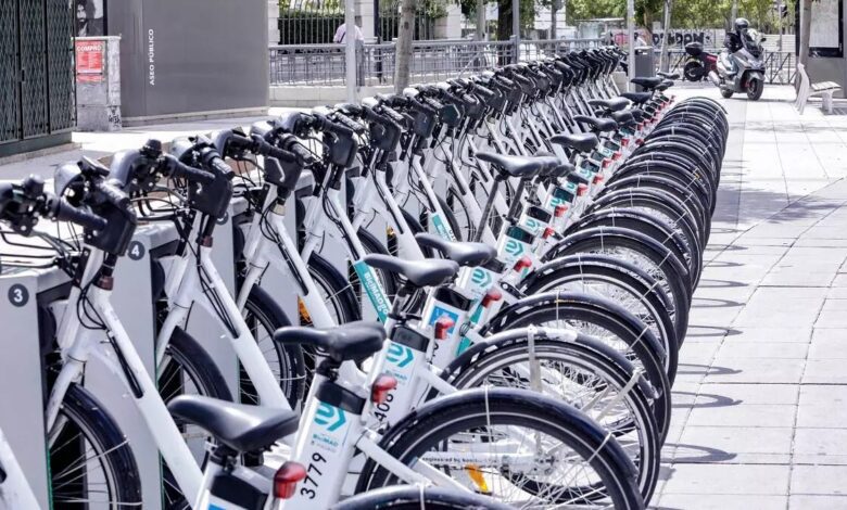 Вслед за электросамокатами в Мадриде исчезли велосипеды напрокат