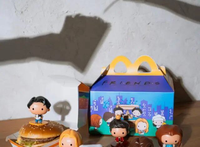 McDonald’s выпустил Happy Meal для поклонников 90-х