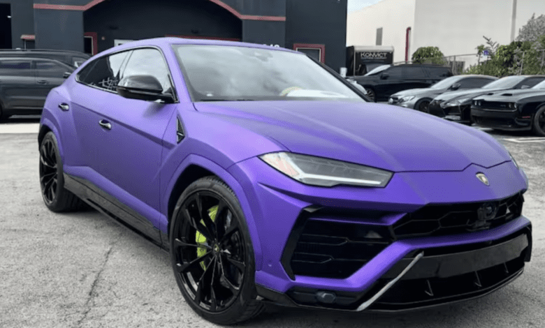 Шакира подарит фанату машину, купленную после развода с Пике