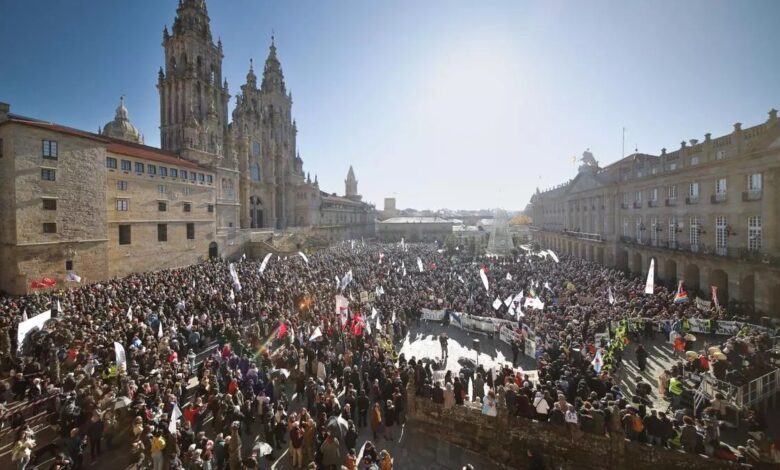 Массовые протесты против макроцеллюлозного завода в Сантьяго