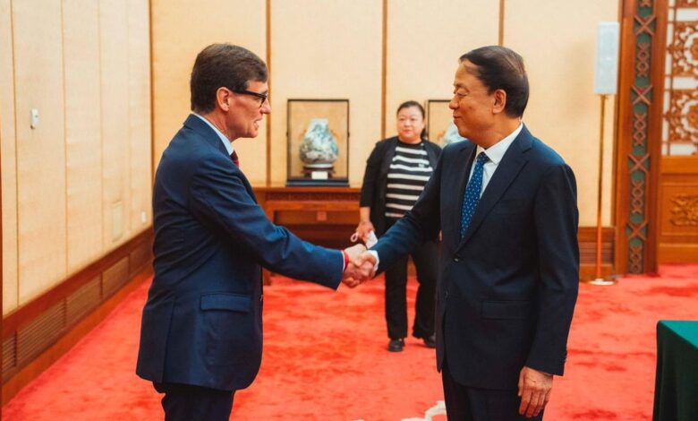 Сальвадор Илья начал официальный визит в Китай для укрепления связей Каталонии