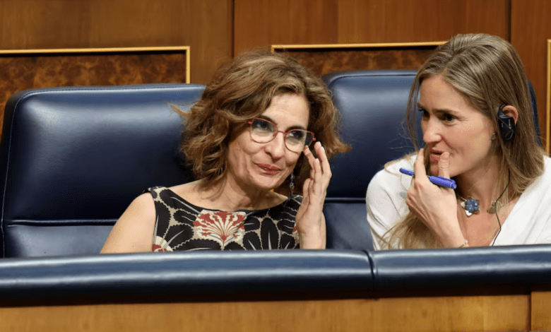 Испанский парламент отклоняет ключевой энергетический декрет: правительство сталкивается с новым вызовом