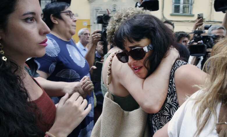 Испанское правосудие рассматривает просьбу о приостановке передачи сына Хуаны Ривас отцу в Италии