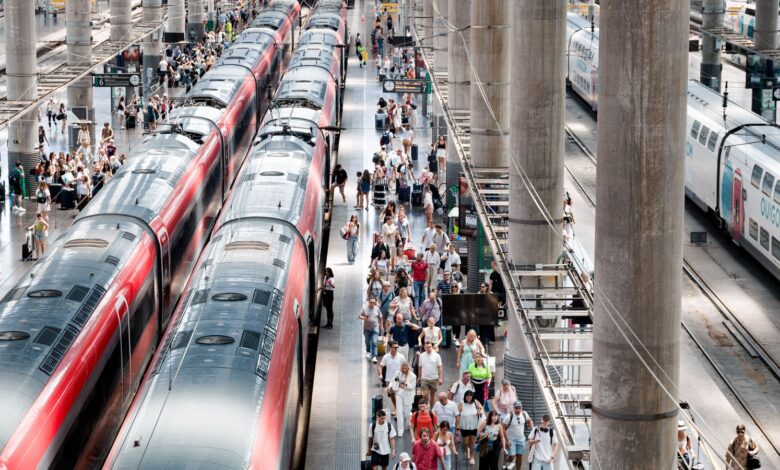 Adif проводит срочные работы в Ла-Сагре для повышения надежности AVE