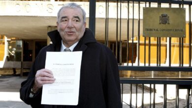 Активисты в Каталонии требуют обязательного использования каталонского языка в бизнесе