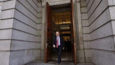 Расследование: как бывшие министры влияли на рынок онлайн-игр в Испании