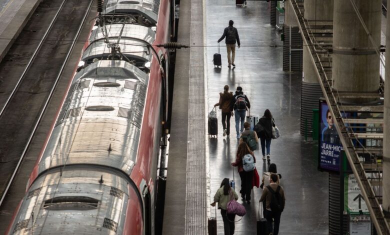 Два человека погибли под колесами поезда Alvia на подъезде к Саламанке