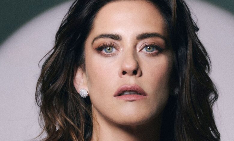 Испанская актриса Мария Леон стала лицом новой ювелирной кампании, представив исторические украшения с бриллиантами