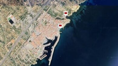 В Л’Аметлья-де-Мар закрыли все пляжи из-за загадочного белого пятна в море