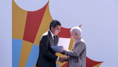 Более 300 писателей на валенсийском языке выступили против давления на родную речь