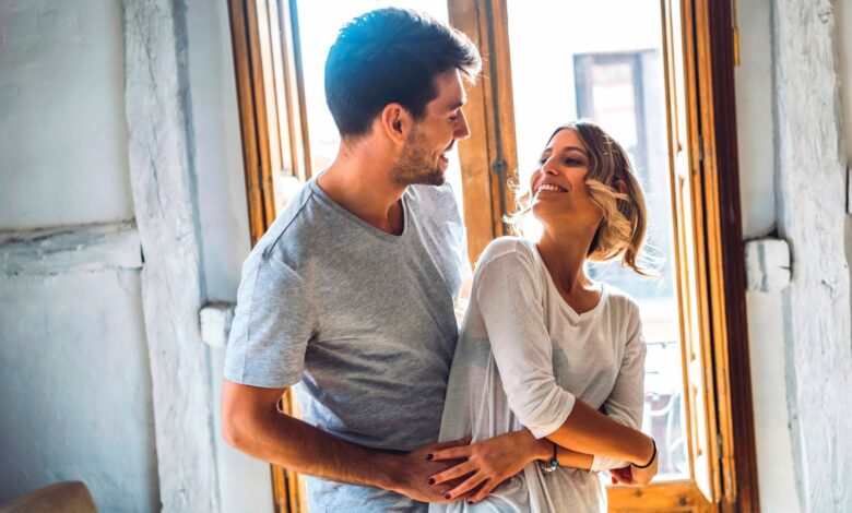 Por qué las vacaciones de verano en España suelen poner a prueba las relaciones y conducir a rupturas: opinión de psicólogos.