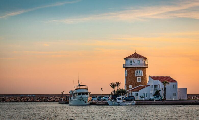 Британские СМИ назвали андалузский курорт Альмеримар маленьким Монако и тихой альтернативой популярным направлениям