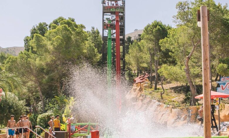 Самый высокий аквапарк Испании удивляет экстремальным спуском и панорамными видами