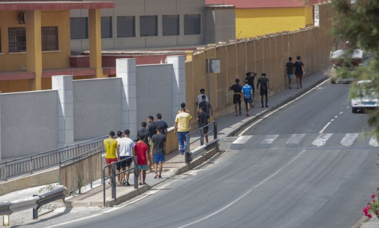 Spain Sets New Standards for Allocating Underage Migrants Across Regions