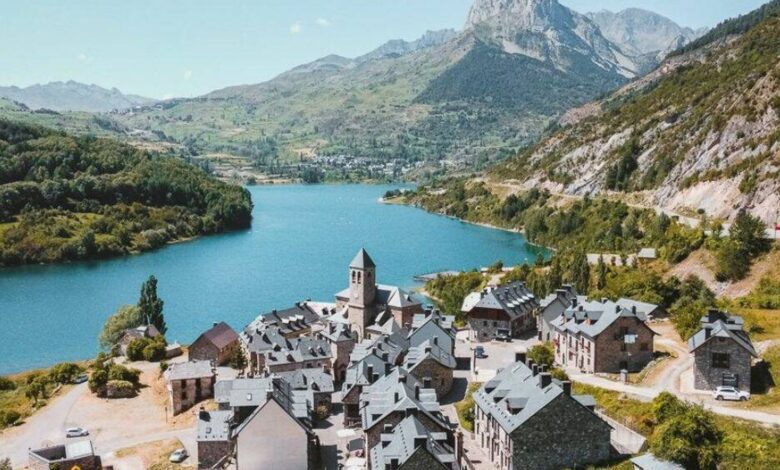 Возрождение из-под воды: как заброшенная арагонская деревня Лануса стала жемчужиной пиренейского туризма