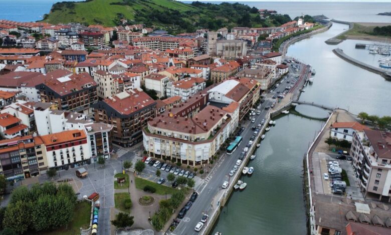 Zumaia: una costa única en el País Vasco donde los acantilados de flysch guardan la historia del planeta y esperan turistas en 2025.
