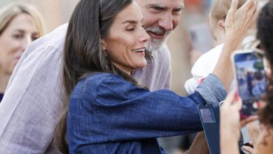 Король Фелипе и королева Летисия завершили визит в пострадавшую от пожаров Эстремадуру