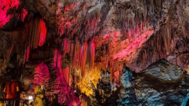 Как пережить августовскую жару в Испании: идеи для отдыха в длинные выходные 15 августа