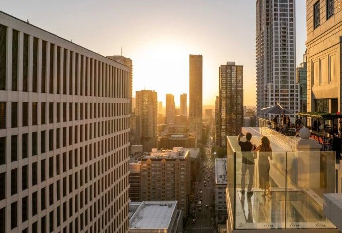 La cadena hotelera Riu convierte las azoteas de sus hoteles en Madrid, Chicago y Guadalajara en populares atracciones en altura
