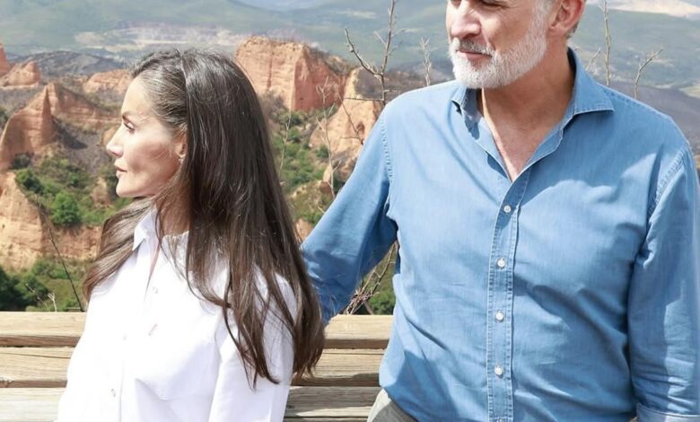 King Felipe and Queen Letizia Visit Fire-Ravaged Lands, Assessing the Scale of the Environmental Disaster in Northwest Spain