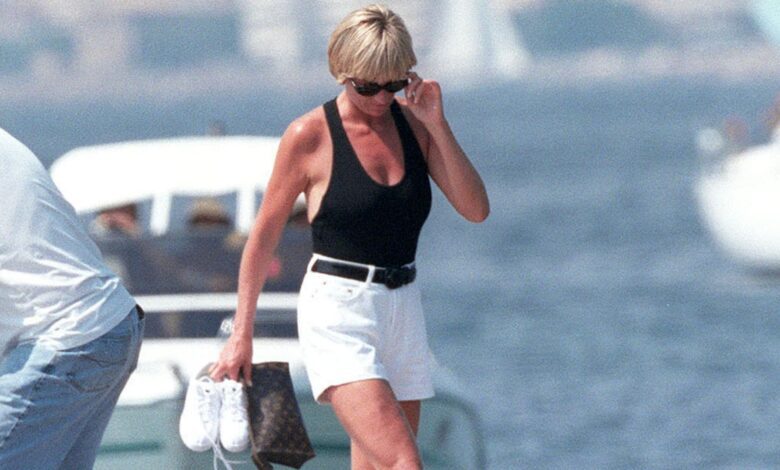 Стиль принцессы Дианы снова в моде в 2025 году на побережьях Испании