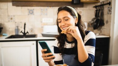 Почему постоянные мысли о еде становятся навязчивой идеей и как это исправить