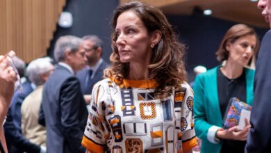 Тельма Ортис задает модный тон новому сезону винтажным платьем Hermès