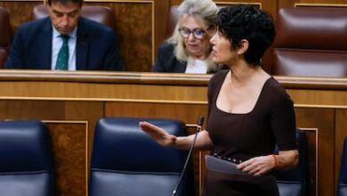 Sumar требует от правительства Испании ускорить легализацию мигрантов до ноября