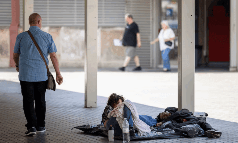 En Barcelona se registra un aumento de delitos de odio contra personas sin hogar
