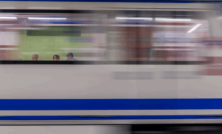 Madrid Metro Launches Parcel Delivery and Seeks Lightning Catchers