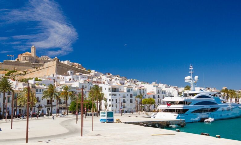 The Best Terraces in Ibiza: Where to Enjoy Panoramic Views and a Relaxed Atmosphere