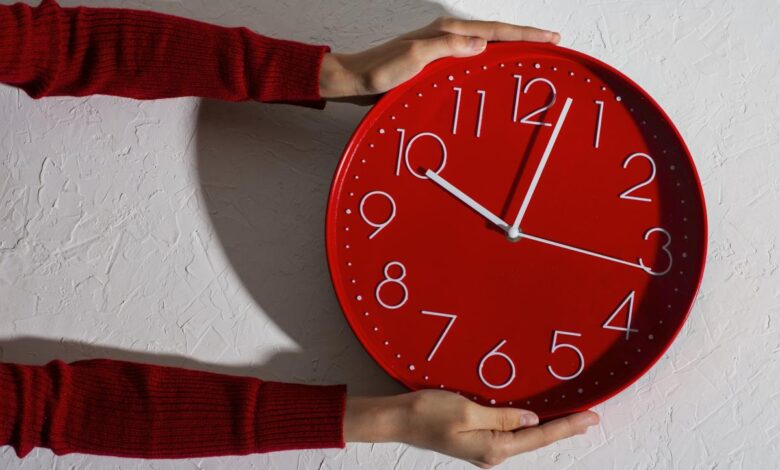 When Does Spain Switch to Winter Time in 2025?