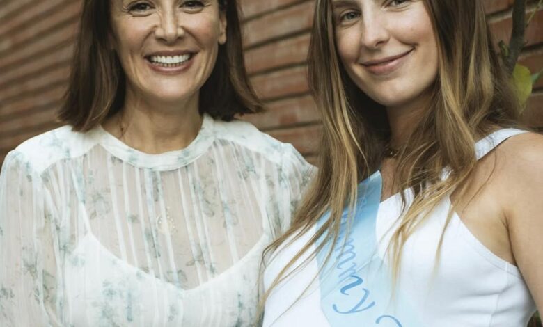 La principal socialité de España, Luisa Bergel, reúne a sus amigas para su baby shower