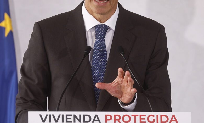 В Испании судью проверяют за оскорбления в адрес Санчеса и его жены