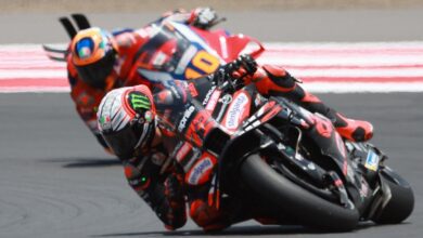 Беццекки выигрывает спринт MotoGP в Индонезии несмотря на трудный старт