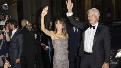 Ричард Гир и Алехандра Сильва неожиданно покинули Испанию и закрыли дом в Ла Моралеха