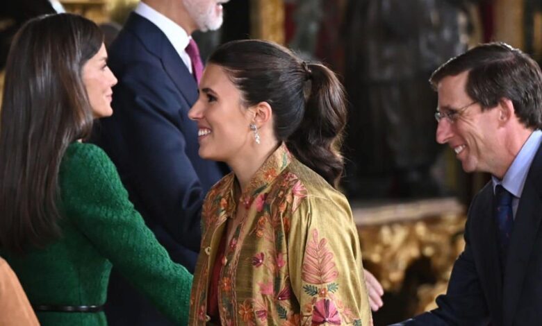 Teresa Urquijo’s Elegant Eastern Look at the Spanish National Day Parade