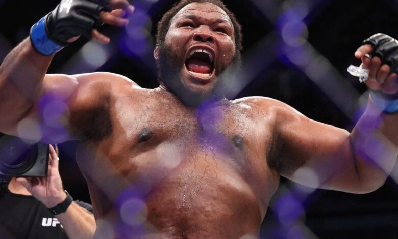 UFC Fighter Born in Zaragoza Steps Into the Arena with Spanish Flag